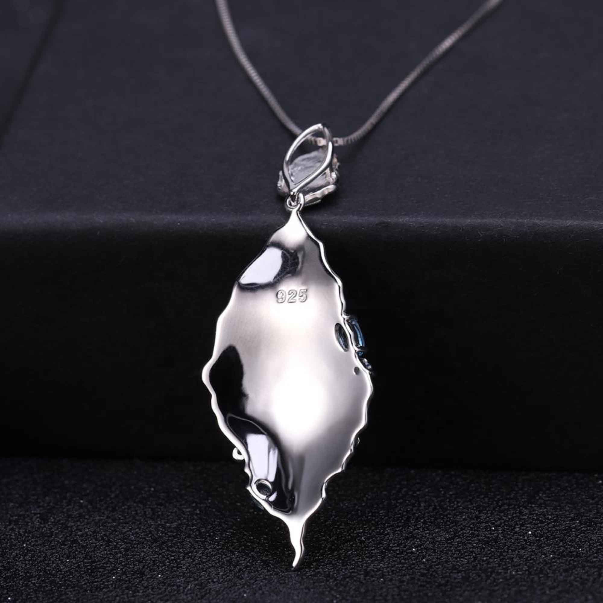 Nature-Inspired Leaf & Dragonfly Pendant – Sterling Silver – Irosk