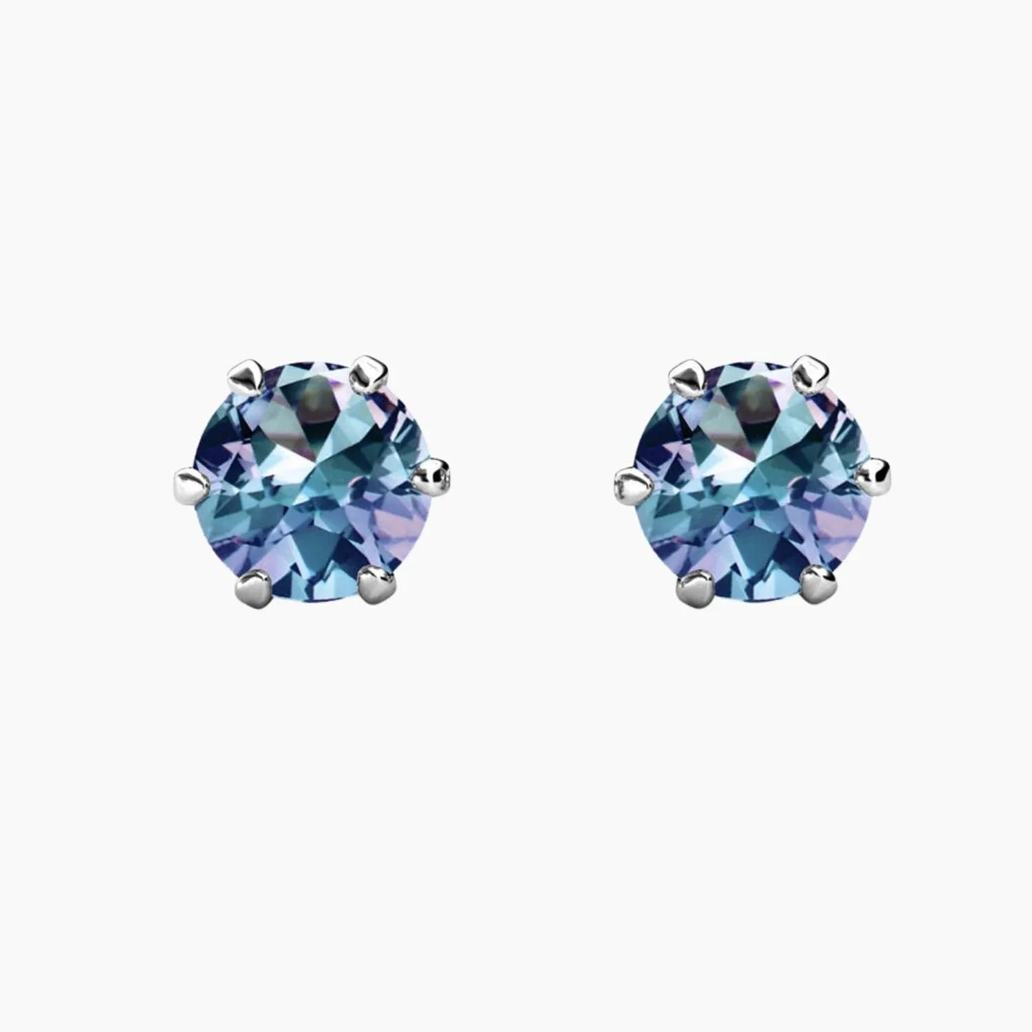 Front-facing Alexandrite silver earrings with colour-changing round gemstones – elegant everyday studs