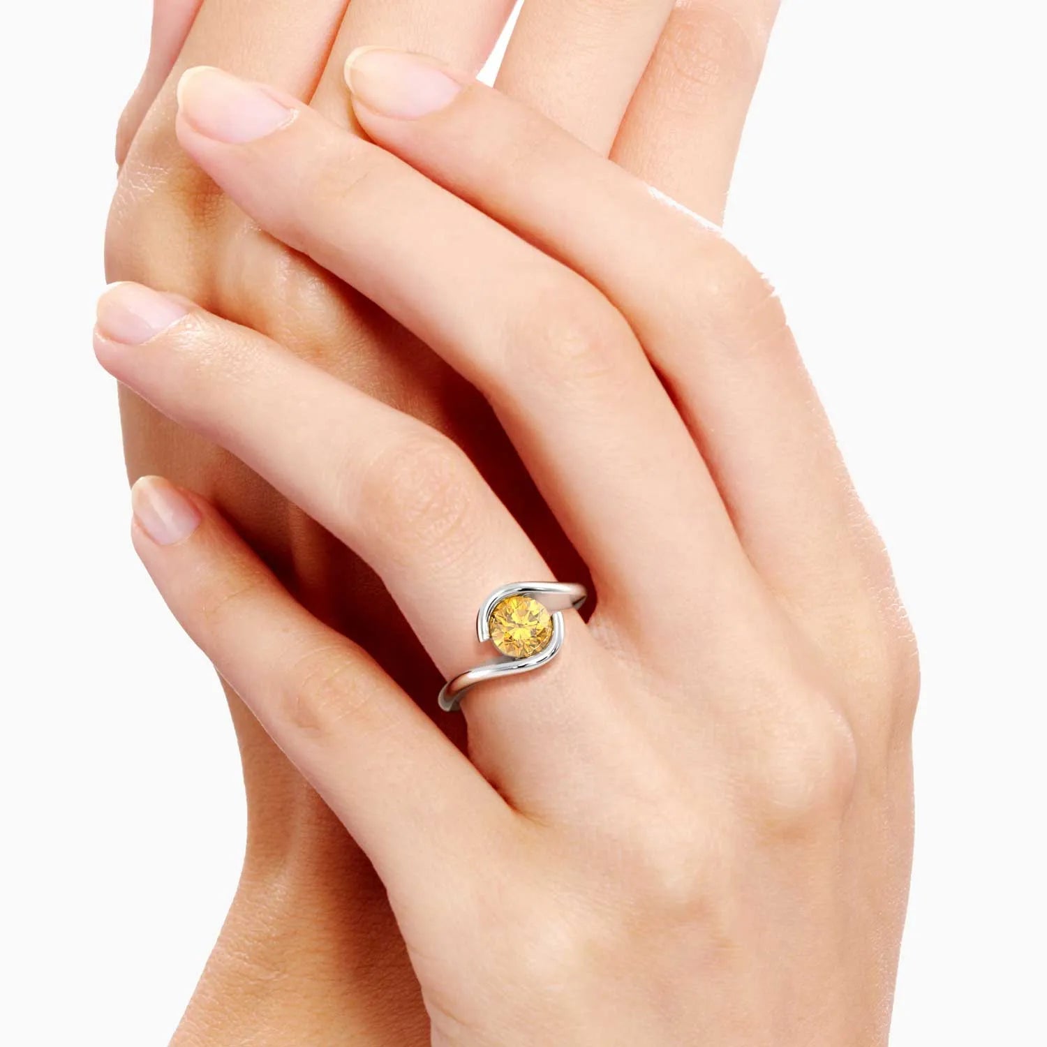 round citrine ring on model hand