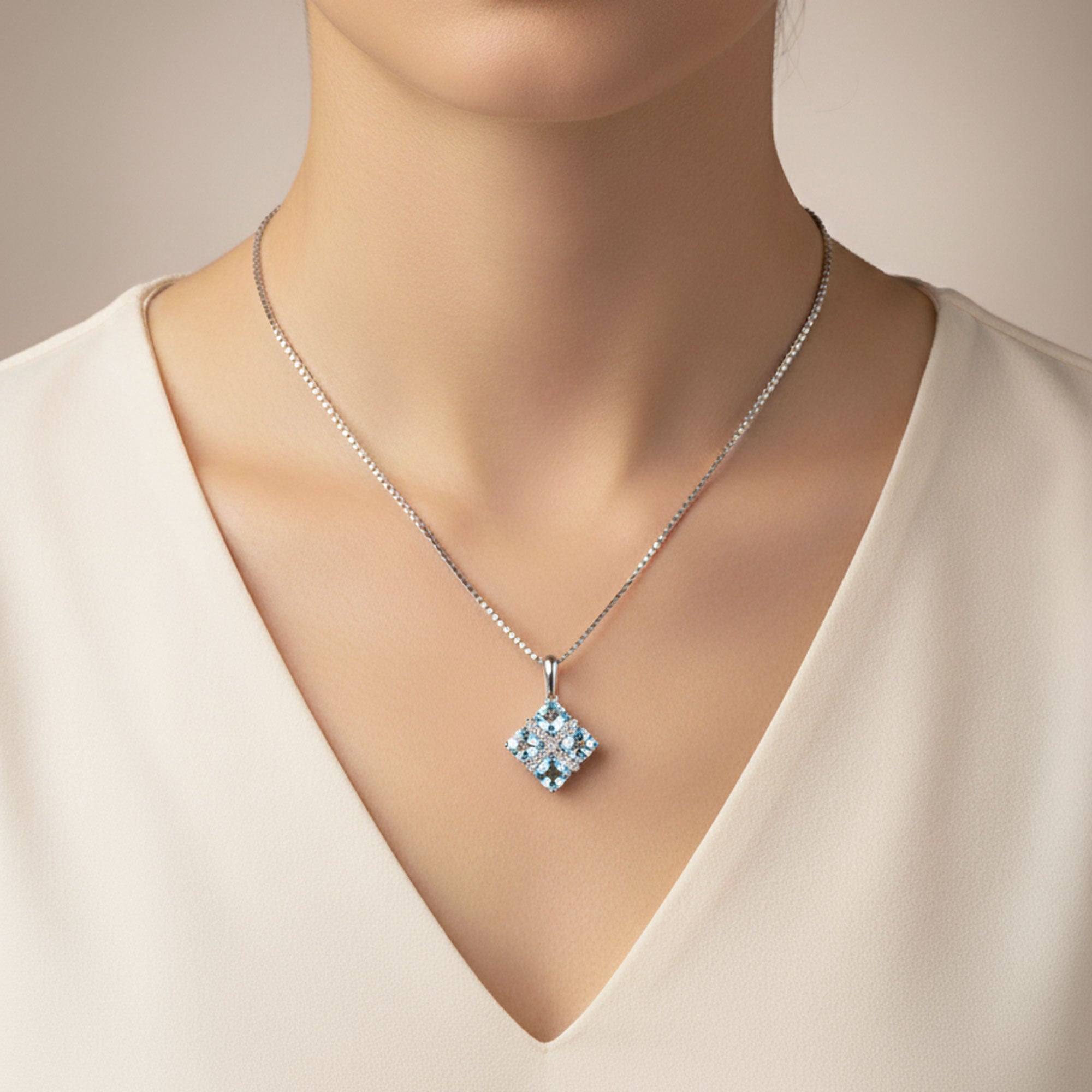 Aquamarine Cluster Pendant Necklace in Sterling Silver | Irosk
