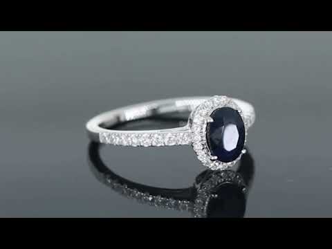 360 degree video of Classic Oval Sapphire Ring