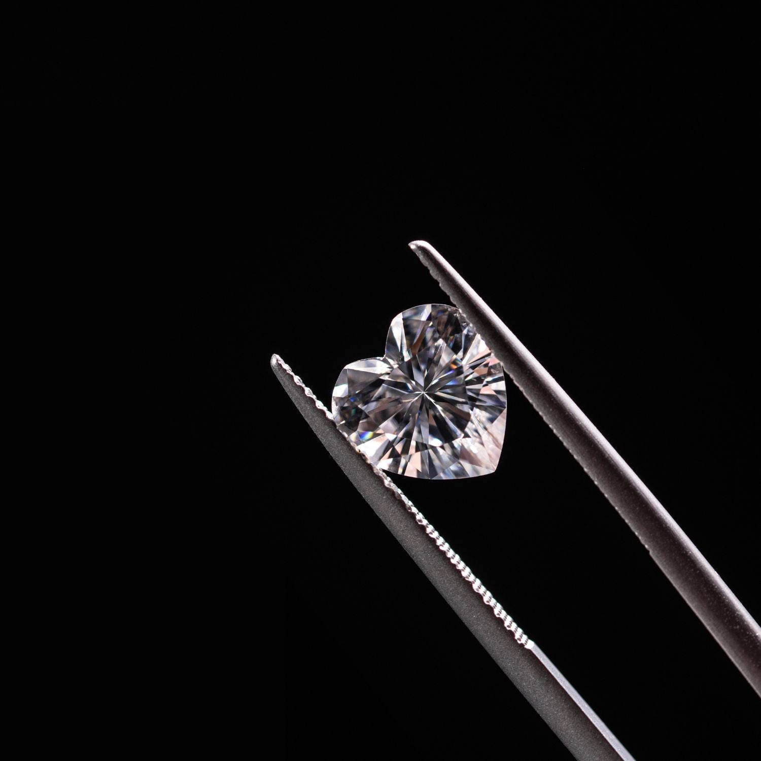 stone showcasing moissanite jewellery