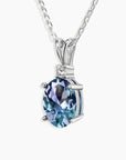 Oval-cut Alexandrite pendant on rhodium-plated silver chain – classic and elegant jewellery design