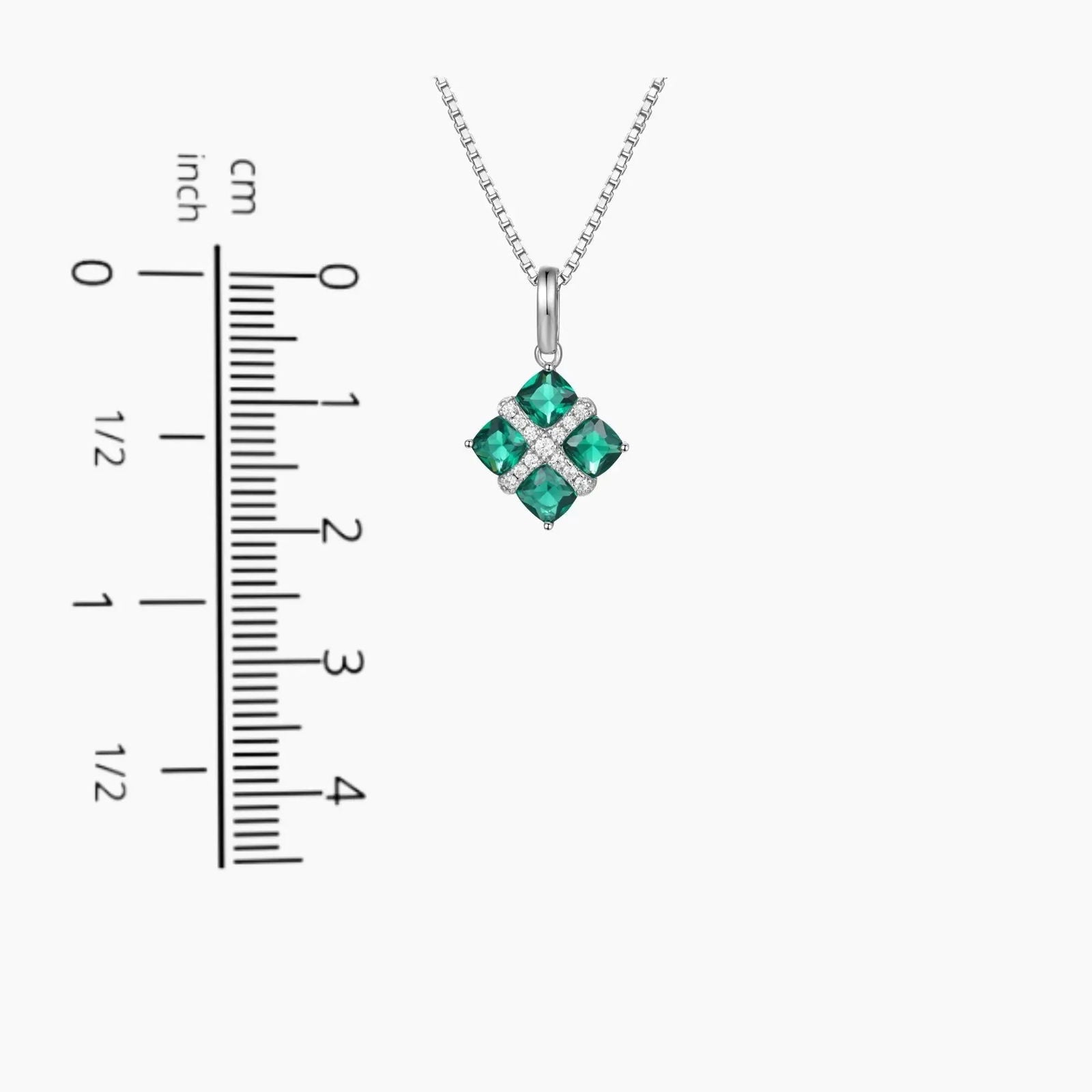 Diagram showing the square pendant’s dimensions and chain length for the emerald quadrant necklace.