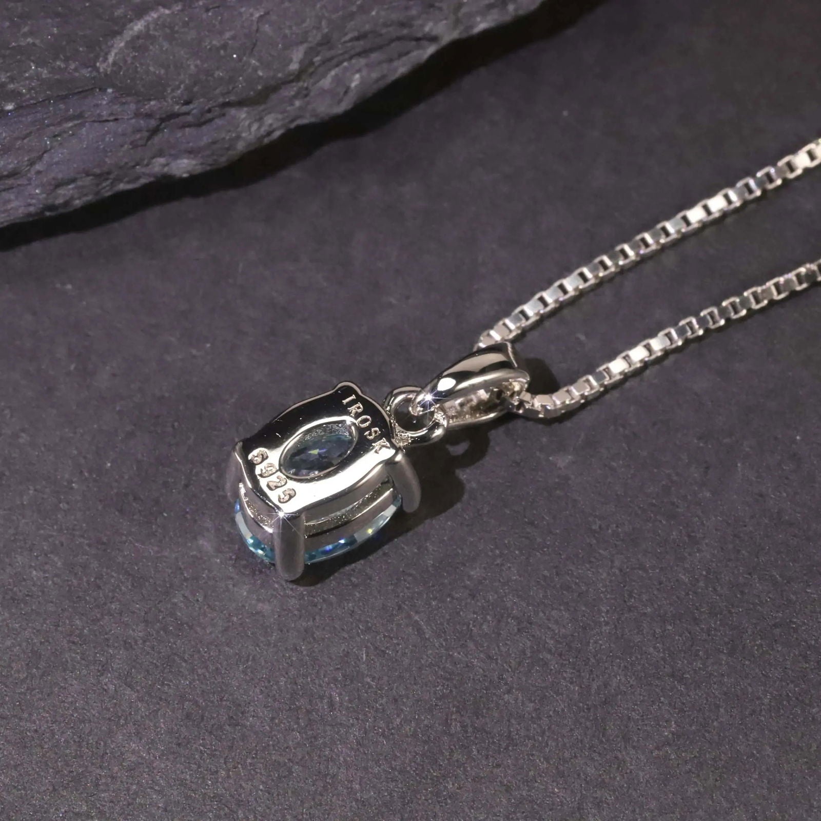 Oval Aquamarine Pendant Necklace in Sterling Silver - Irosk Australia ® - Irosk Australia