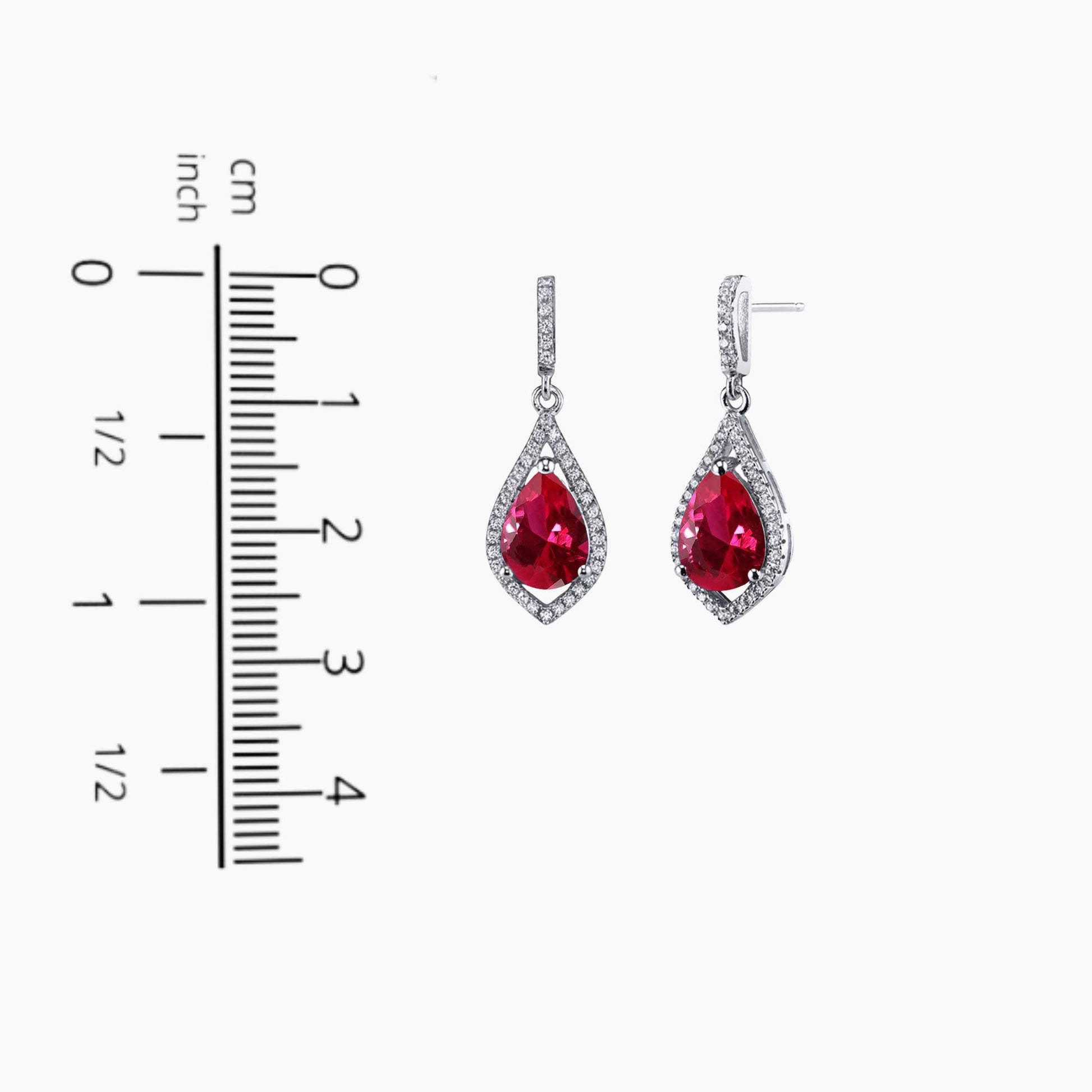  Find your perfect style with our Solitaire Earrings sizing guide.
